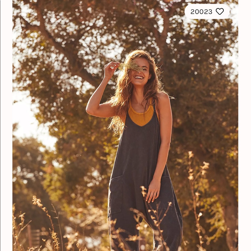 Free people Hot Shot Onesie. NWOT. Washes black. Size M